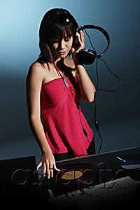 AsiaPix - Young woman DJ