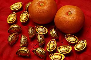 AsiaPix - Chinese gold ingot and oranges