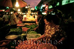 Asia Images Group - Malaysia, Kuala Lumpur, night market at the capital city.