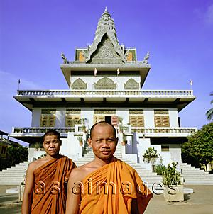 Asia Images Group - Cambodia, Phnom Penh, Monks at Wat Ounalom