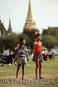 Asia Images Group - Thailand, Bangkok, Grand Palace, Sanam Luang Field, Family Kite Flying Day