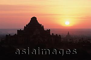 Asia Images Group - Myanmar (Burma), Bagan, Temples of Bagan at dawn